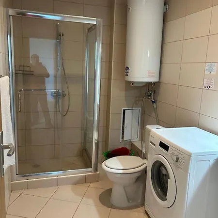 아파트 Harmony Hills Tomovi D42 로가체보