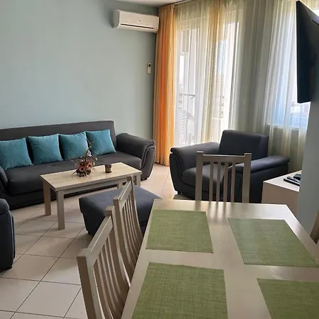 Harmony Hills Tomovi D42