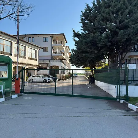 Harmony Hills Tomovi D42 Διαμέρισμα Rogachevo